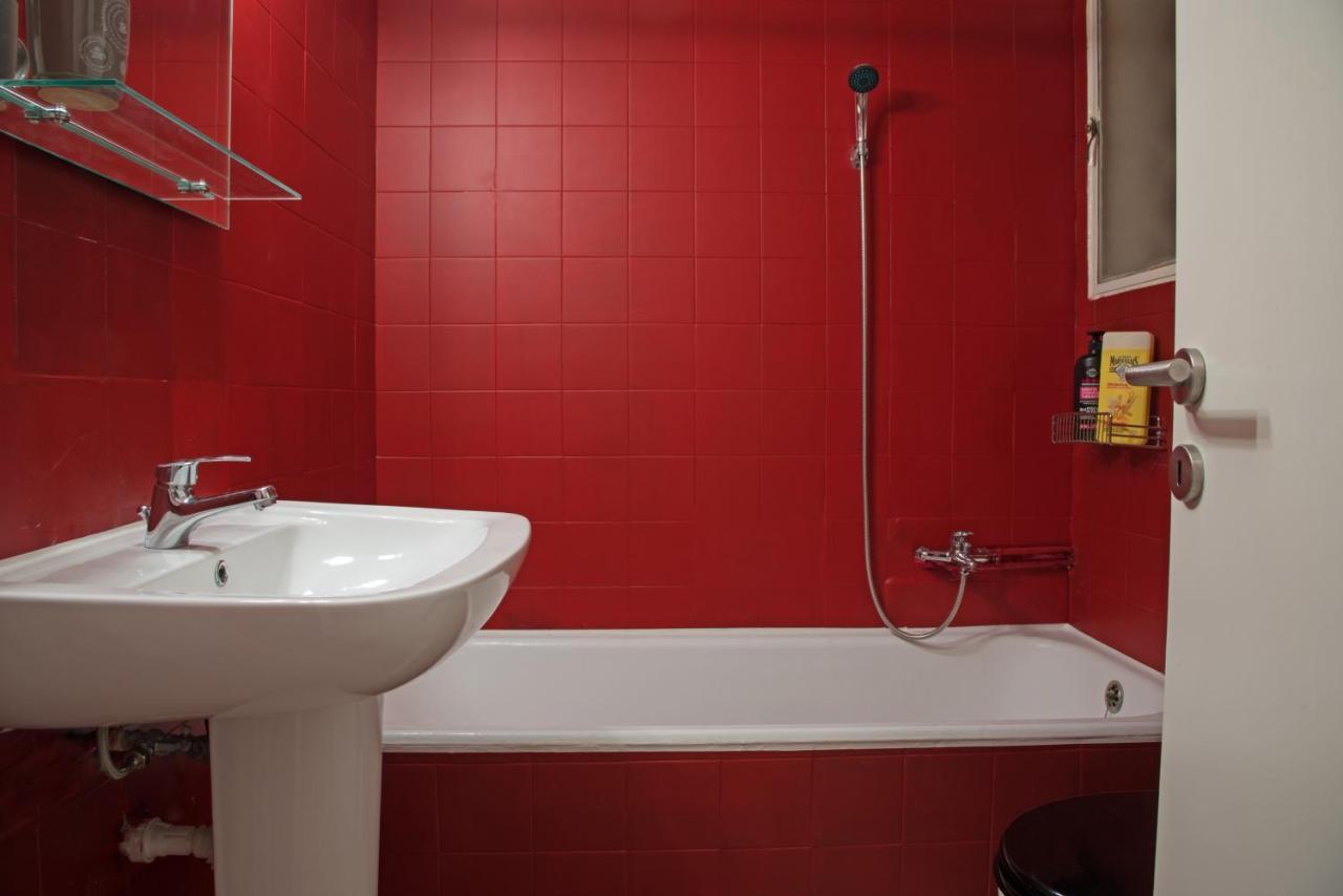 Messolonghi Square Apartment Атина Екстериор снимка